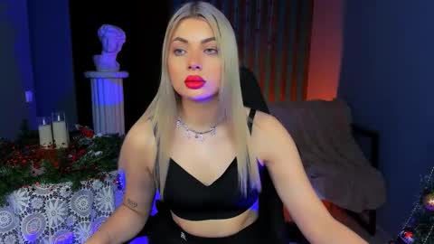 hyileyclark online show from January 10, 5:31 am