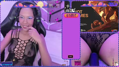 Snapshot of hyliebloom chatting on January 11, 11:56 am Ashley online show from January 11, 11:56 am