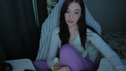 Snapshot of hyorinmaruu chatting on December 4, 9:29 am maru online show from December 4, 9:29 am