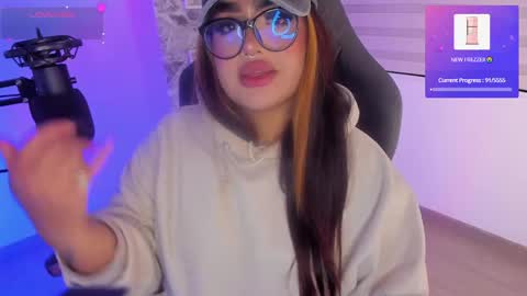 Ari online show from May 15, 2:18 am