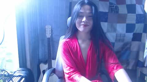 Snapshot of i_am_asian90 chatting on December 19, 11:14 pm Kim online show from December 19, 11:14 pm