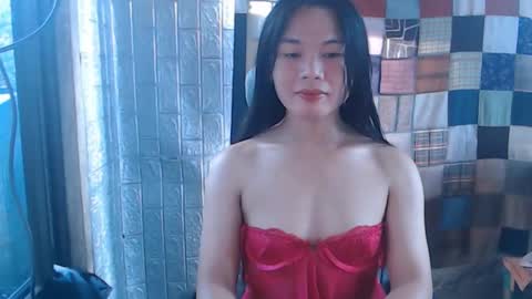 Snapshot of i_am_asian90 chatting on December 28, 2:43 am Kim online show from December 28, 2:43 am