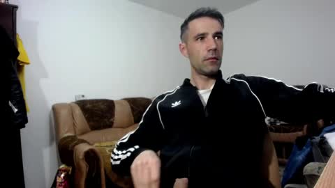 i_like_older_men online show from March 17, 5:22 am