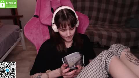 elisabeth online show from March 3, 1:28 pm