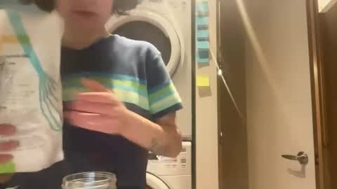 Olive online show from February 2, 9:02 pm