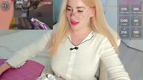 Snapshot of i_want_you_eva chatting on November 16, 10:21 am HiI am EvaPVT is open online show from November 16, 10:21 am