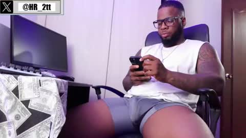 Mr H Independent model online show from June 16, 2:03 am
