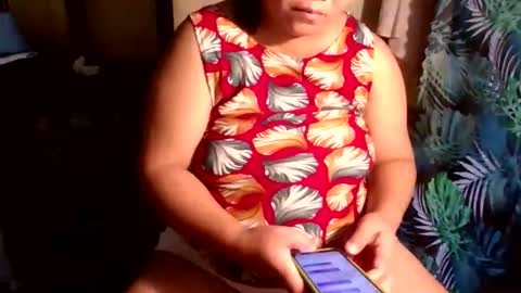 Snapshot of iam_jana chatting on December 14, 12:38 am iam_jana online show from December 14, 12:38 am