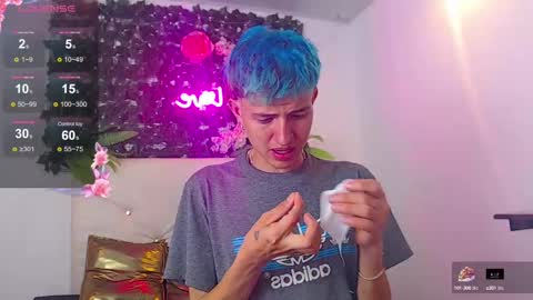 Snapshot of iam_lukas__ chatting on October 7, 3:58 am iam_lukas__ online show from October 7, 3:58 am