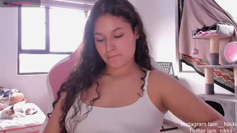 Snapshot of iam_nikki chatting on December 17, 7:48 pm On instagram Imm  NikkiHelp me reach 100 likes online show from December 17, 7:48 pm