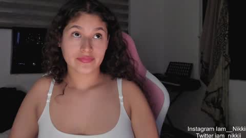 Snapshot of iam_nikki chatting on December 20, 12:08 am On instagram Imm  NikkiHelp me reach 100 likes online show from December 20, 12:08 am