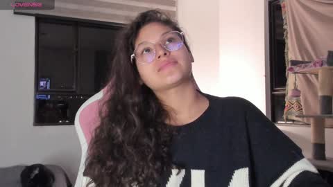 Snapshot of iam_nikki chatting on January 15, 1:56 am On instagram Imm  NikkiHelp me reach 100 likes online show from January 15, 1:56 am