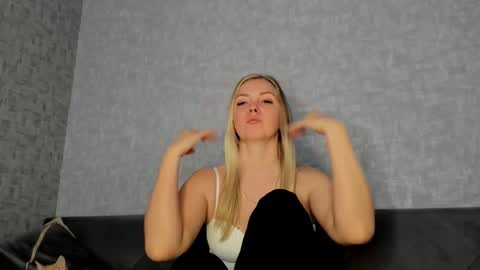 Venus online show from February 14, 8:33 am