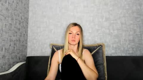 Snapshot of iam_venus chatting on May 25, 3:51 pm Venus online show from May 25, 3:51 pm