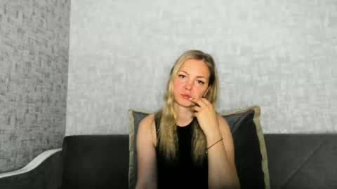 Snapshot of iam_venus chatting on May 28, 4:15 pm Venus online show from May 28, 4:15 pm