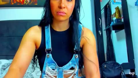 Snapshot of iam_your_fantasy chatting on November 4, 10:09 pm iam_your_fantasy online show from November 4, 10:09 pm