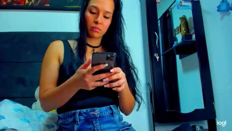 Snapshot of iam_your_fantasy chatting on November 21, 9:35 pm iam_your_fantasy online show from November 21, 9:35 pm