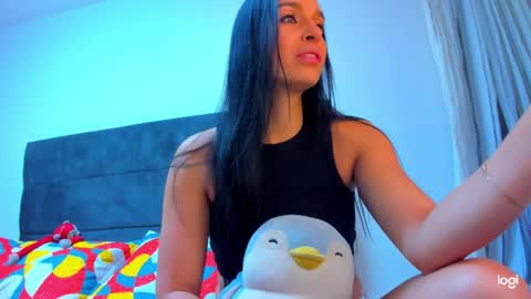 Snapshot of iam_your_fantasy chatting on March 26, 2:39 am iam_your_fantasy online show from March 26, 2:39 am