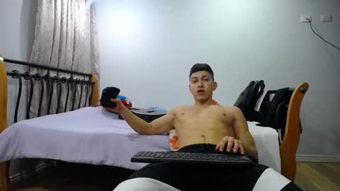 iam_yourbabyprincess_xd online show from February 23, 6:39 am