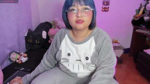 Snapshot of iam_zoechan chatting on January 29, 11:04 pm Zoe 3 online show from January 29, 11:04 pm