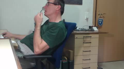 iamachim online show from November 17, 5:52 pm