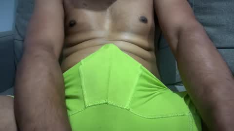 Snapshot of iambored91 chatting on September 22, 8:55 pm Bully online show from September 22, 8:55 pm