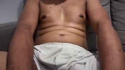 Snapshot of iambored91 chatting on September 30, 9:09 pm Bully online show from September 30, 9:09 pm