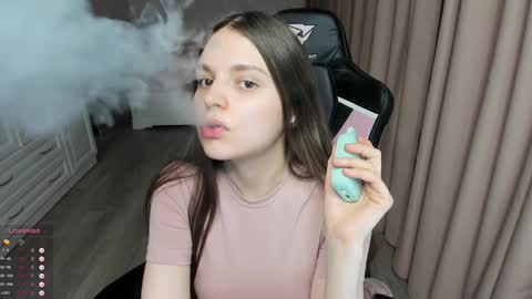 Snapshot of iamcassidy chatting on December 4, 3:43 pm Cassie STREAMS HERE EVERYDAY online show from December 4, 3:43 pm