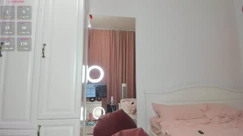 Snapshot of iamcassidy chatting on June 18, 9:14 am Cassie STREAMS HERE EVERYDAY online show from June 18, 9:14 am
