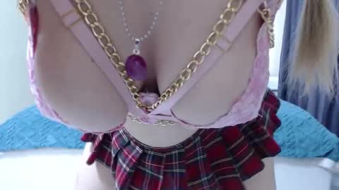 Alice online show from March 11, 9:56 am