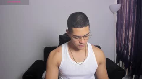 Dylan  independent model  online show from March 2, 12:34 pm