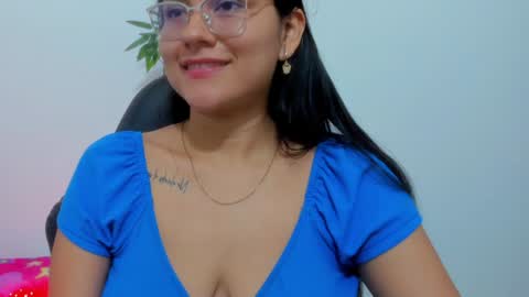 Snapshot of iamevaaa chatting on December 3, 12:57 am Eva online show from December 3, 12:57 am