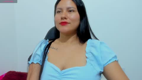 Snapshot of iamevaaa chatting on February 6, 12:43 am Eva online show from February 6, 12:43 am