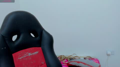 Snapshot of iamevaaa chatting on February 14, 3:11 am Eva online show from February 14, 3:11 am
