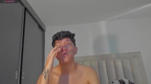 Juliiiiian online show from July 28, 11:50 am