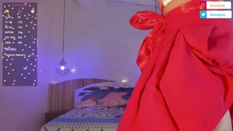 Nayuta online show from May 25, 8:48 pm