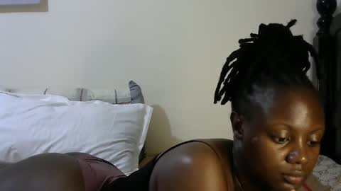 Snapshot of iampolca chatting on February 2, 10:57 am iampolca online show from February 2, 10:57 am