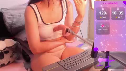 Steph - Online Again   - 1 DECEMBER online show from July 27, 4:52 am