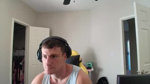 iamtommyparker online show from May 25, 7:31 pm