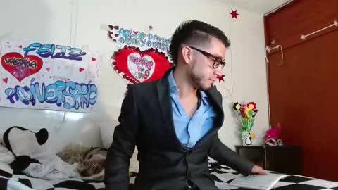 iamyourspicyone online show from March 20, 11:04 am