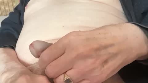 Snapshot of ian53a chatting on September 13, 11:21 am ian53a - mature UK man for same online show from September 13, 11:21 am