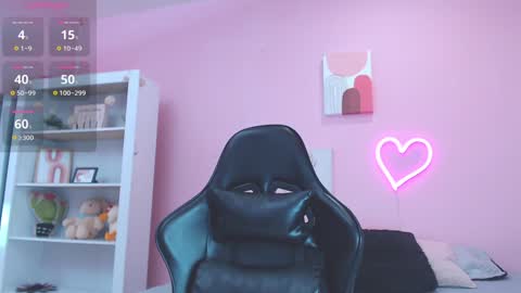 IAN CASTILLO online show from January 27, 11:32 am