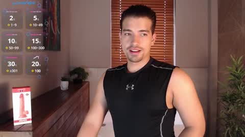 Snapshot of ian_davis chatting on February 3, 8:35 pm Ian Davis online show from February 3, 8:35 pm