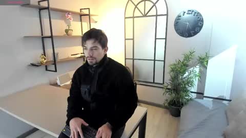 Snapshot of ian_davis chatting on September 17, 11:34 am Ian Davis online show from September 17, 11:34 am
