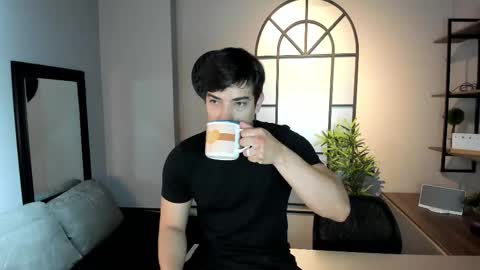 Ian Davis online show from October 29, 11:45 am