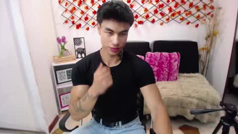 Ian  online show from March 10, 12:10 pm