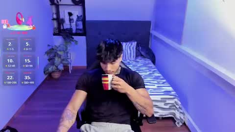Ian  online show from July 14, 8:25 pm