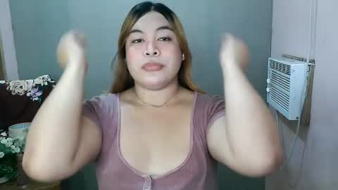 Snapshot of iana_whorexxx chatting on February 24, 12:26 pm iana online show from February 24, 12:26 pm