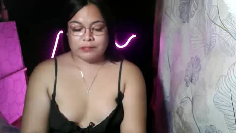 iana online show from April 14, 12:33 pm