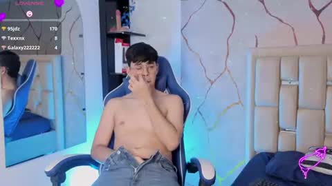 Ian  online show from June 19, 11:19 pm